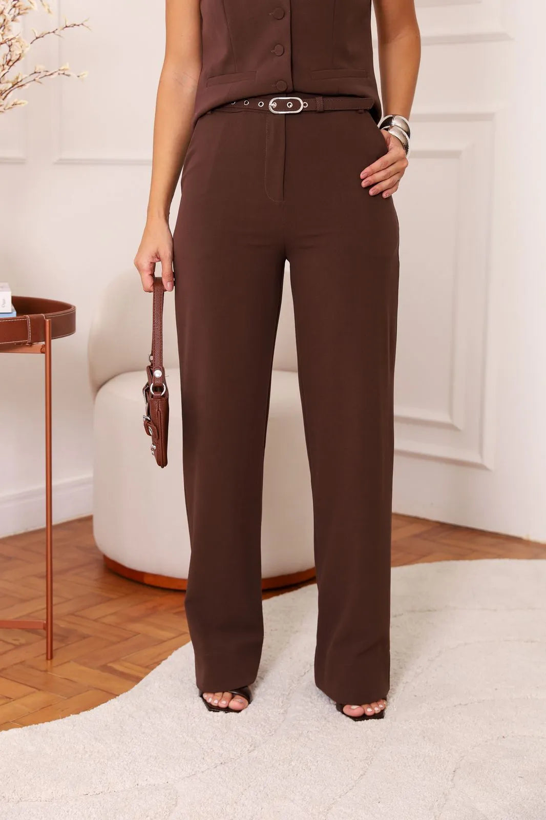 Ensemble Natalia – Élégance Pratique avec Ceinture